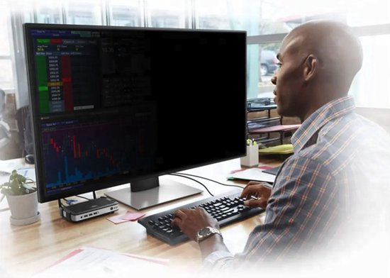 Werken achter een monitor met Brosendaal privacy filter